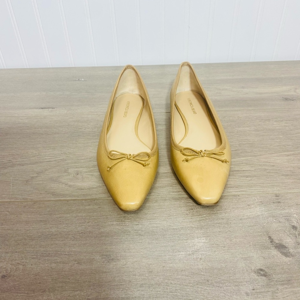 Use VERONICA BEARD
Catherine Leather Bow Ballerina Flats size 8 no box - Picture 2 of 10